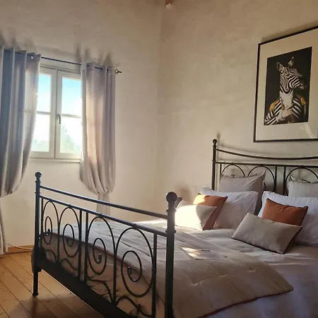 Maison Cassin47 *